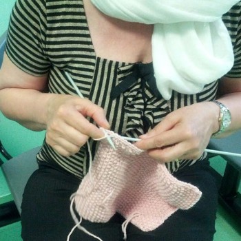 Knitting Therapy ospedale Papa Giovanni XXIII a Bergamo