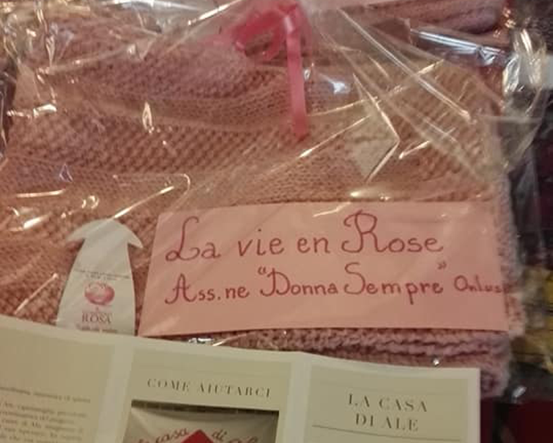 Le vie en Rose knitting