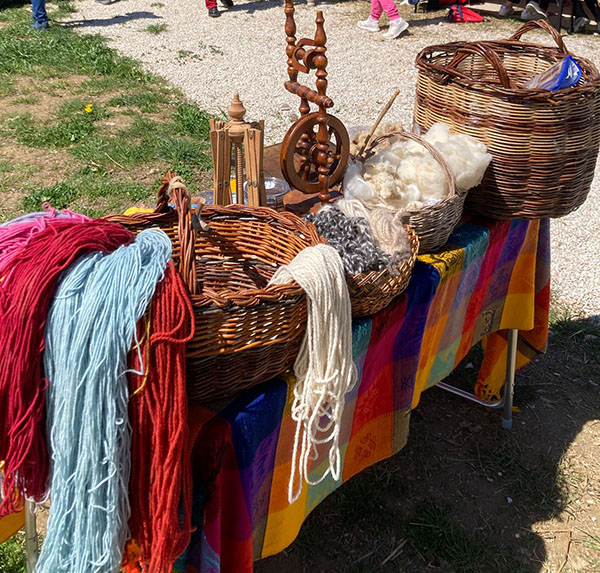 Colorazione della lana Fattoria La rocca