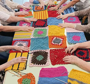 Laboratorio lanaterapia Anziani Laboratorio lanaterapia Anziani