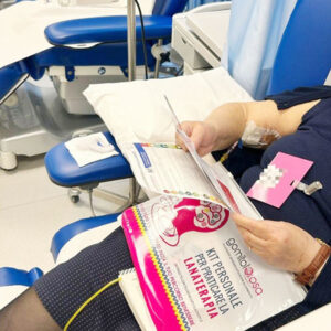 Paziente con Kit lanaterapia